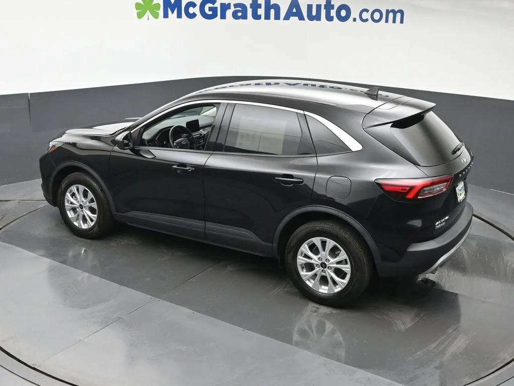 Used 2023 Black Ford Active image 24