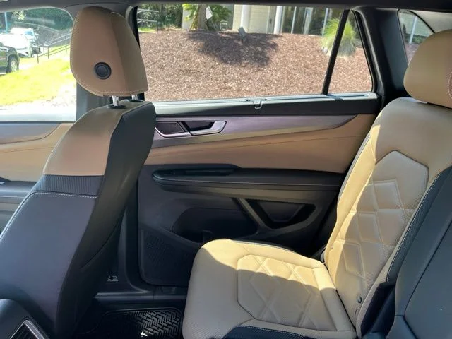 New 2026 Gray Volkswagen 2.0T SE w/Technology image 12