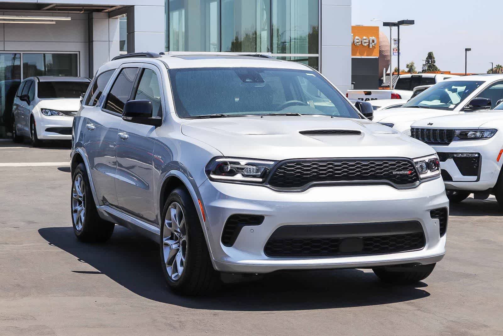New 2026 Triple Nickel Exterior Paint Dodge GT Premium HEMI V8 image 3