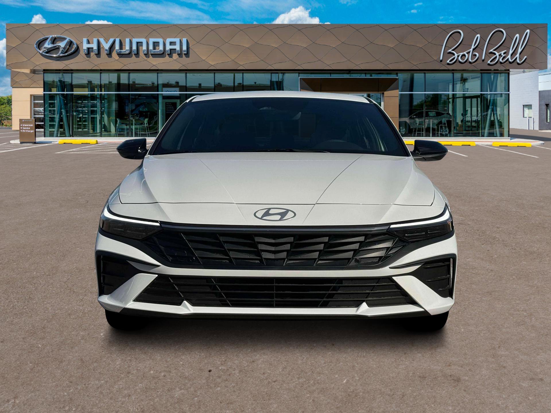 Used 2025 White Hyundai SEL Sport image 12