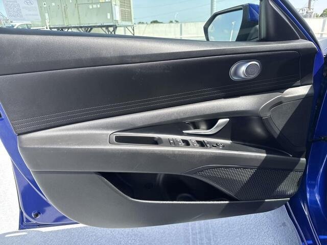 Used 2024 Intense Blue Hyundai SEL image 19