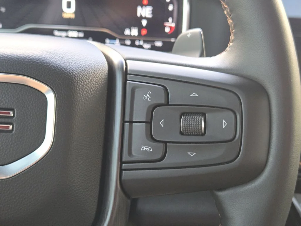 Used 2024 Onyx Black GMC AT4 image 31