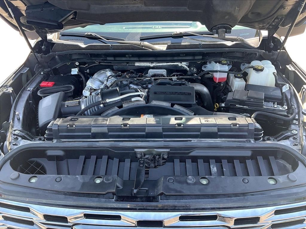 Used 2024 Silver GMC Denali Ultimate image 30