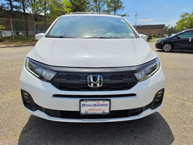 New 2026 Platinum White Pearl Honda EX-L image 2