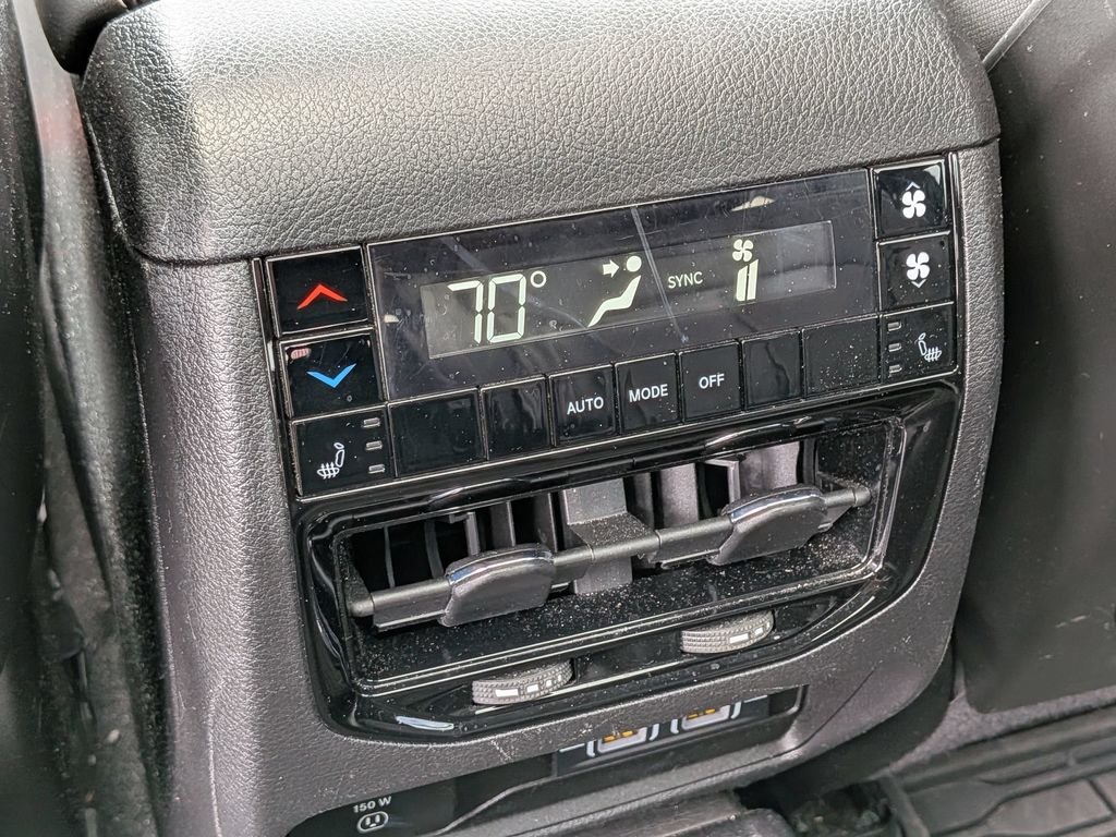 Used 2023 Silver Jeep Limited image 28