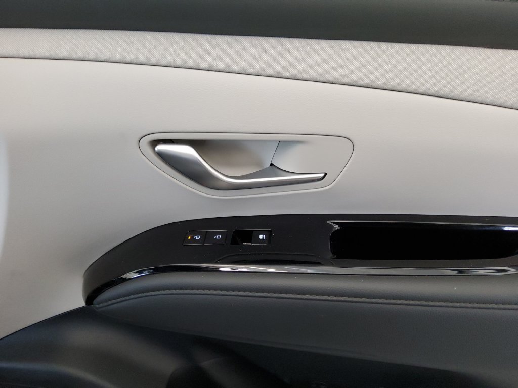 Used 2025 Silver Hyundai Limited image 15