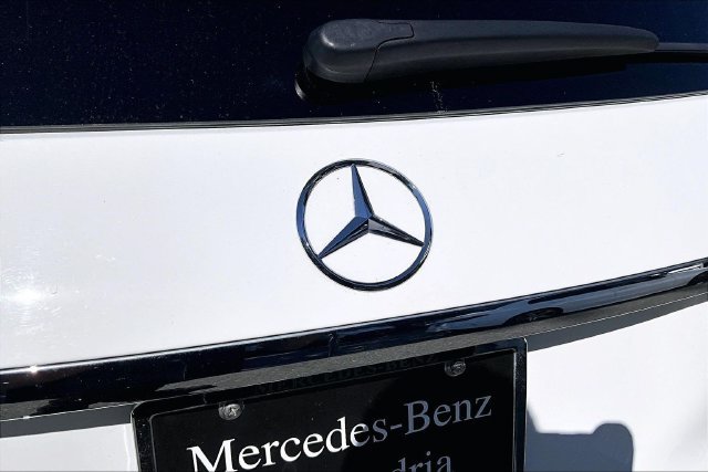 Certified Used 2024 White Mercedes-Benz GLE 350 image 28