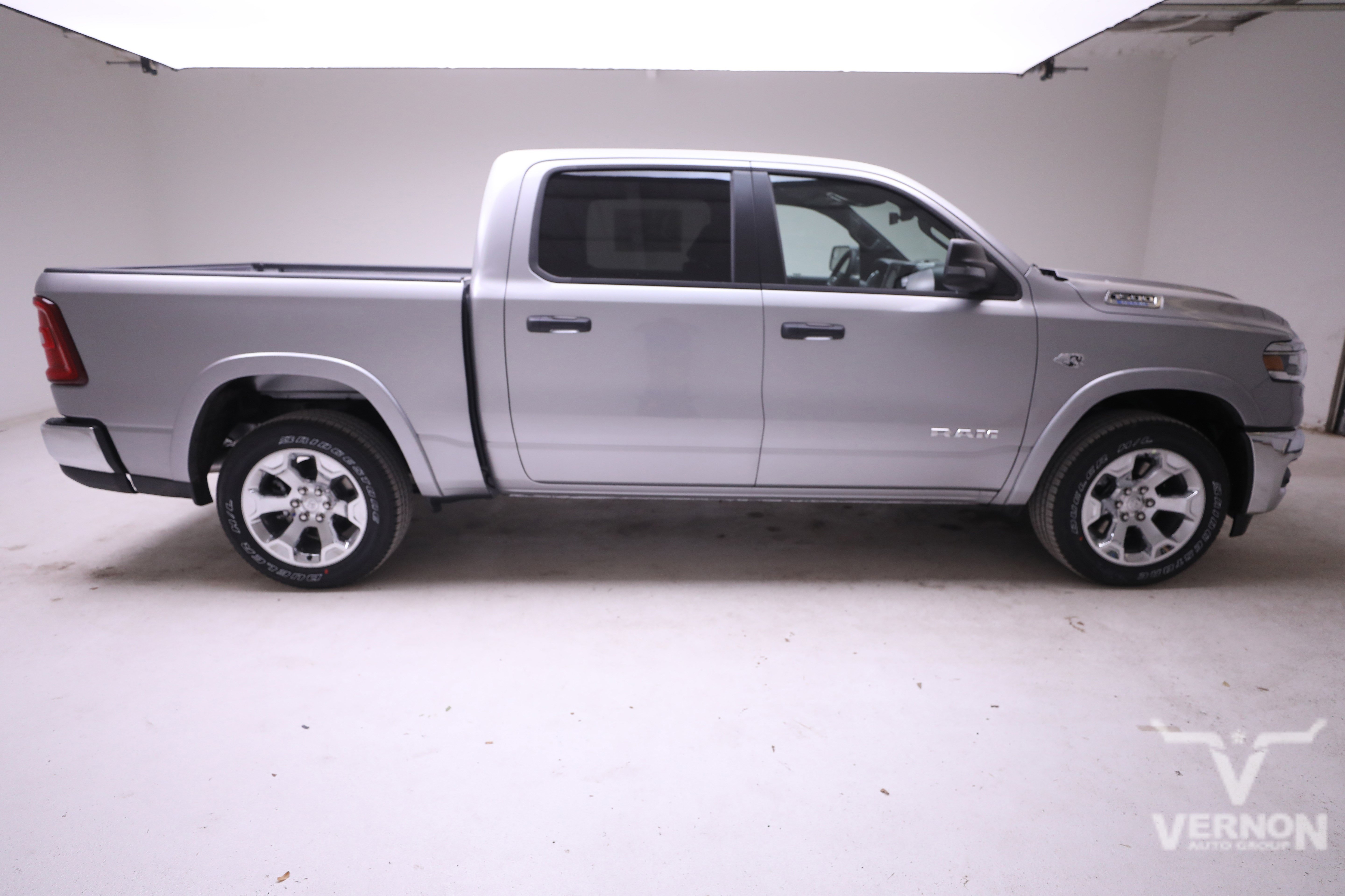 New 2026 Billet Silver Metallic Clearcoat Ram N image 6