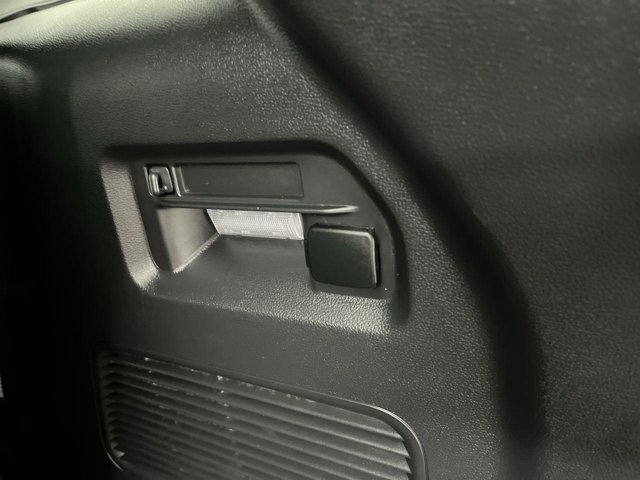 Used 2025 Carbonized Gray Metallic Ford ST-Line image 32