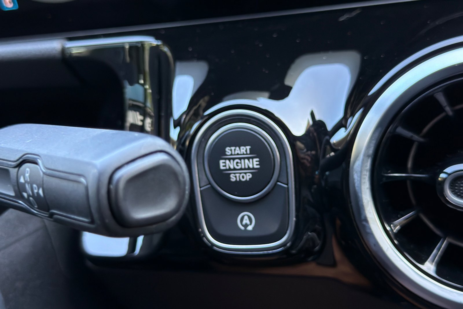 Used 2023 Black Mercedes-Benz GLA 250 image 19