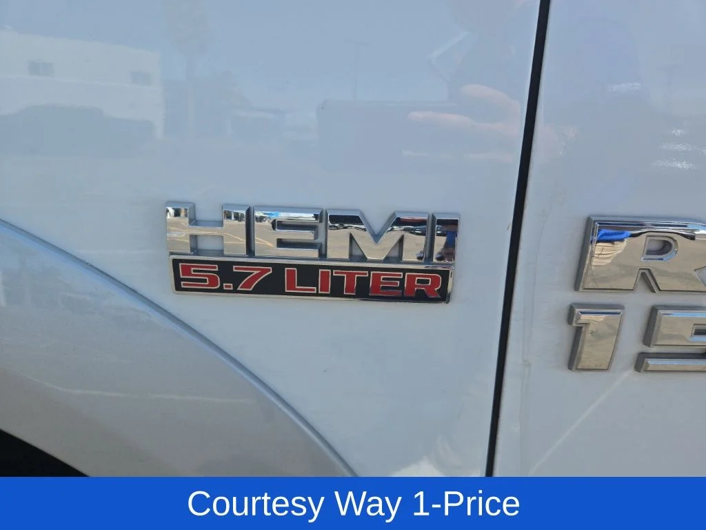Used 2014 White Ram Laramie image 11