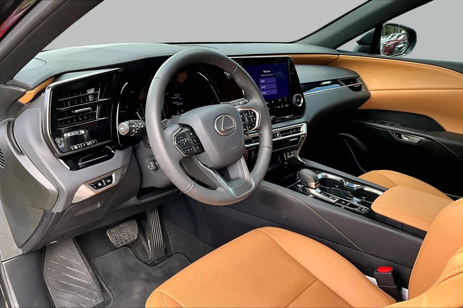 Certified Used 2025 CAVIAR Lexus  image 18