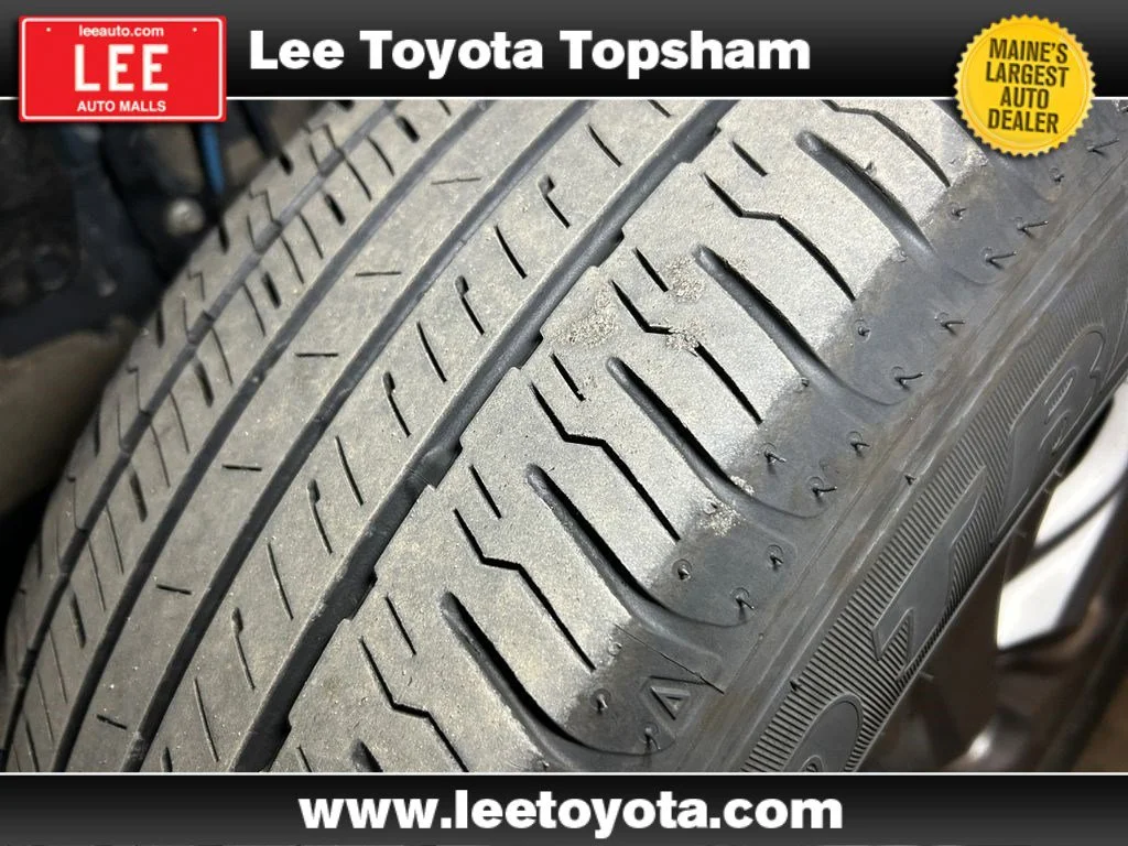 Certified Used 2025 Blueprint Toyota Hybrid XLE image 24