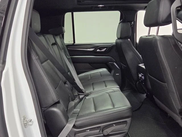 Used 2024 White GMC Denali image 16