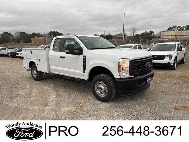 New 2026 Oxford White Ford XL image 7