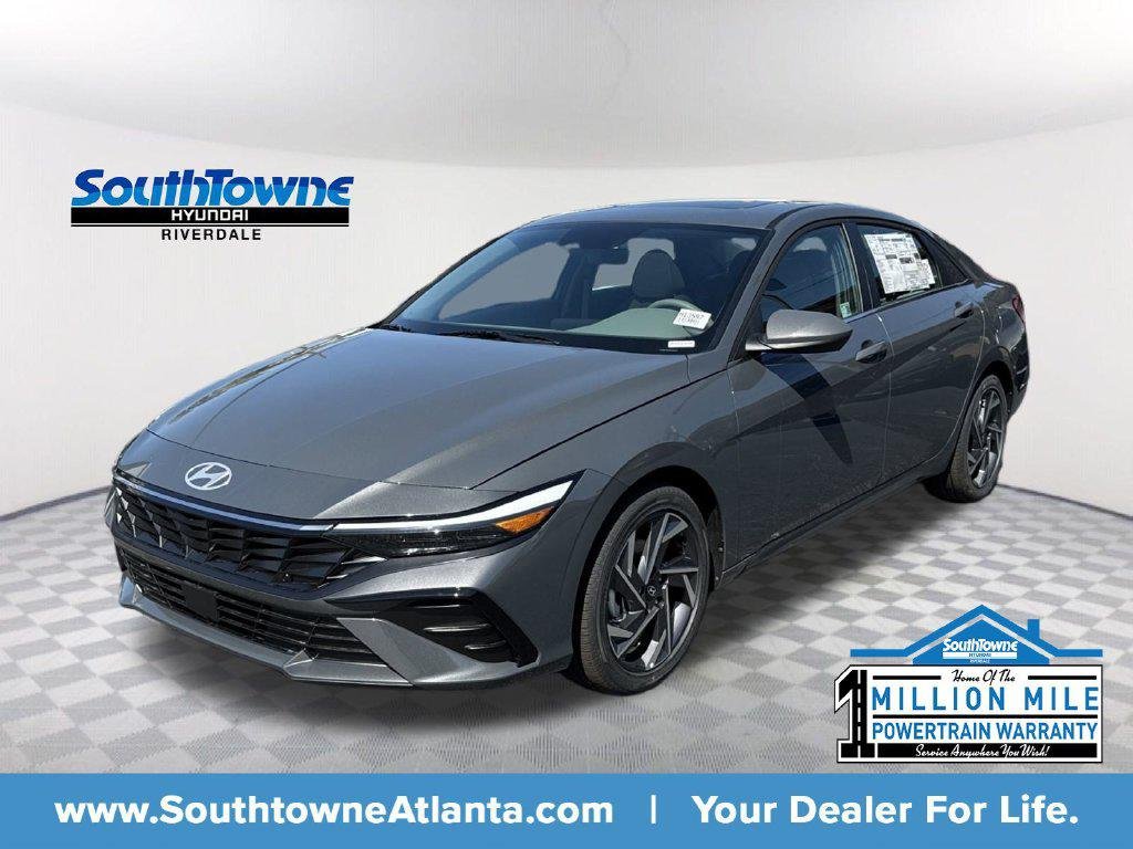 New 2025 Gray Hyundai SEL Convenience image 1