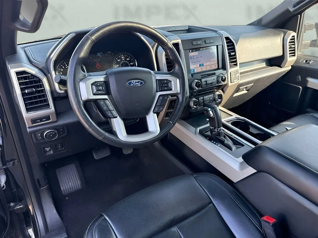 Used 2018  Ford XL image 10