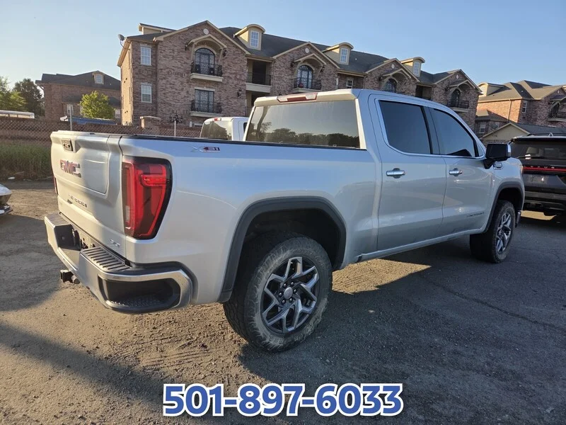 Used 2022 Quicksilver Metallic GMC SLT image 4