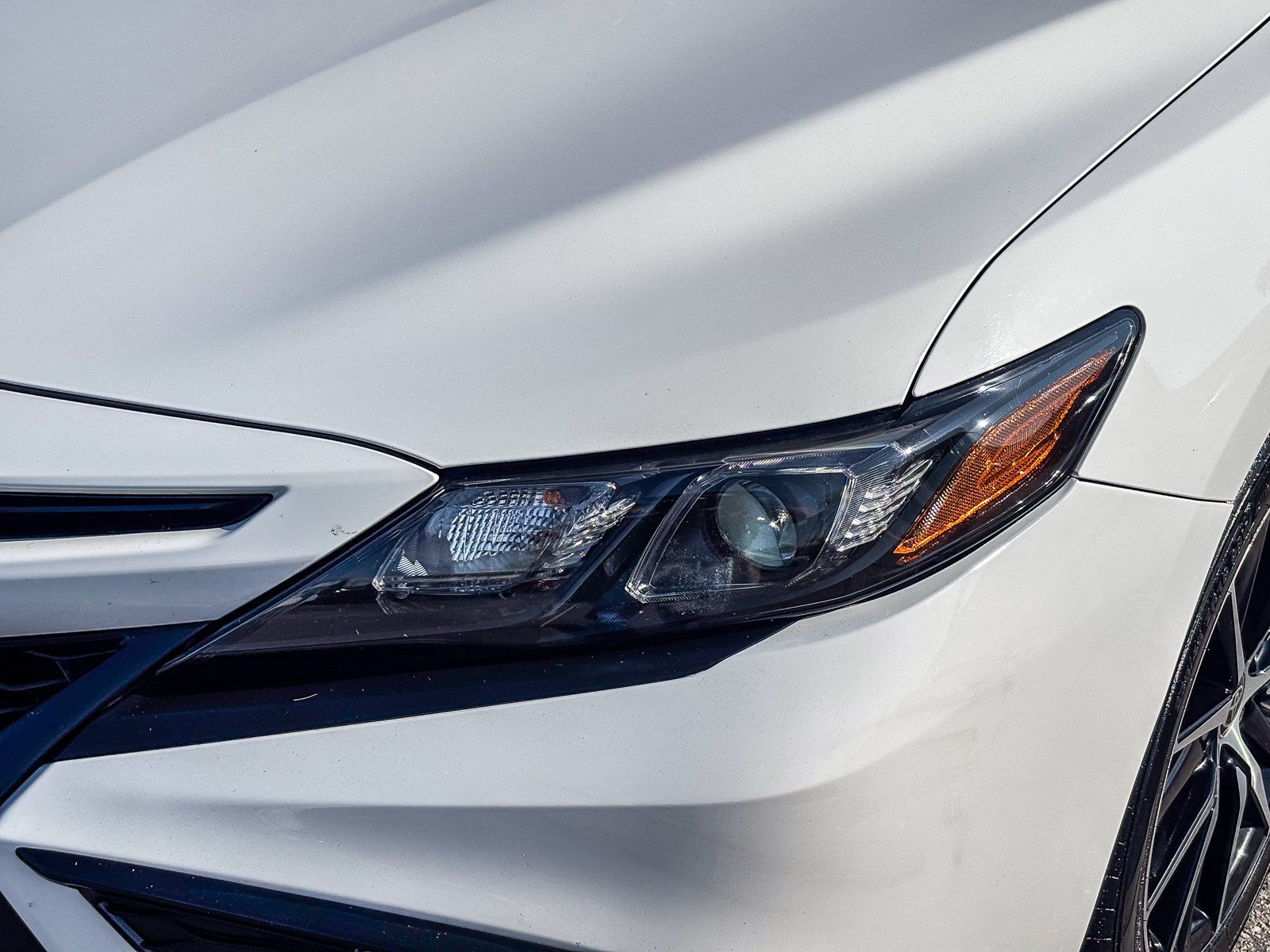 Certified Used 2024 Ice Cap Toyota SE image 8