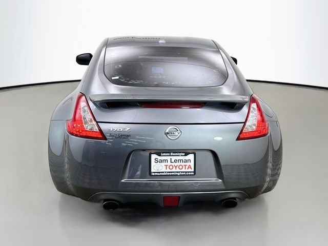 Used 2017 Gray Nissan Touring image 6