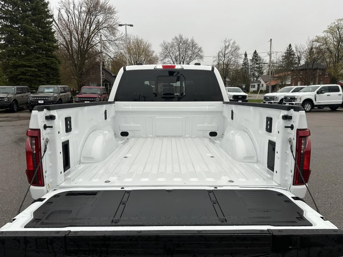 New 2026 White Ford XLT image 7