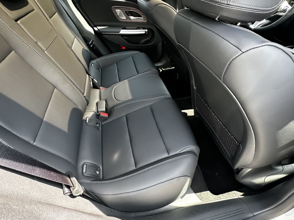 New 2027 Liquid Crystal Green Mercedes-Benz CLA 220 Hybrid image 51