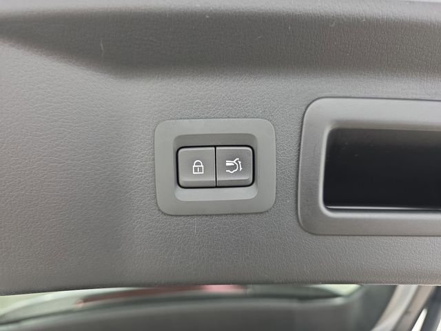 Used 2024 Silver Mazda 3.3 Turbo Premium image 36