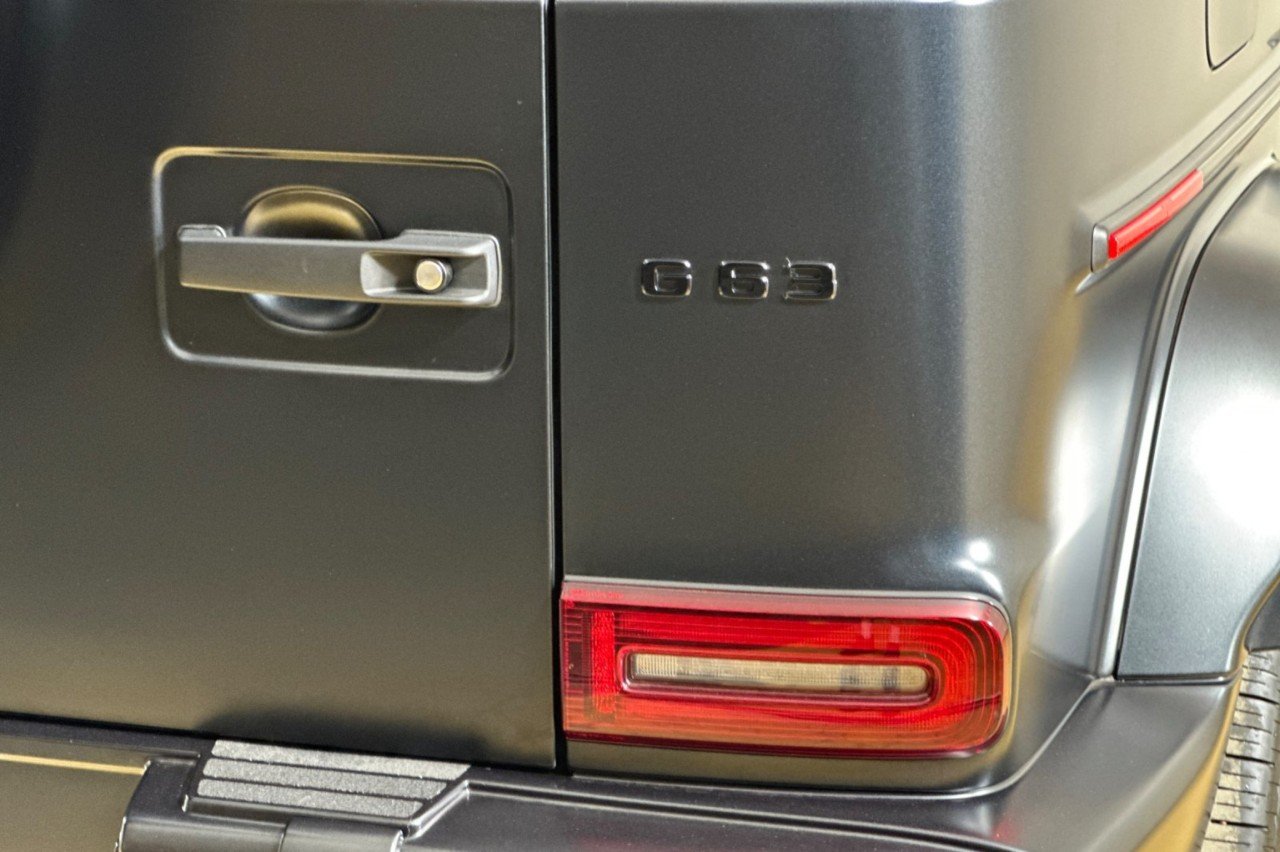 Used 2024 MANUFAKTUR Platinum magno Mercedes-Benz AMG® G 63 image 27