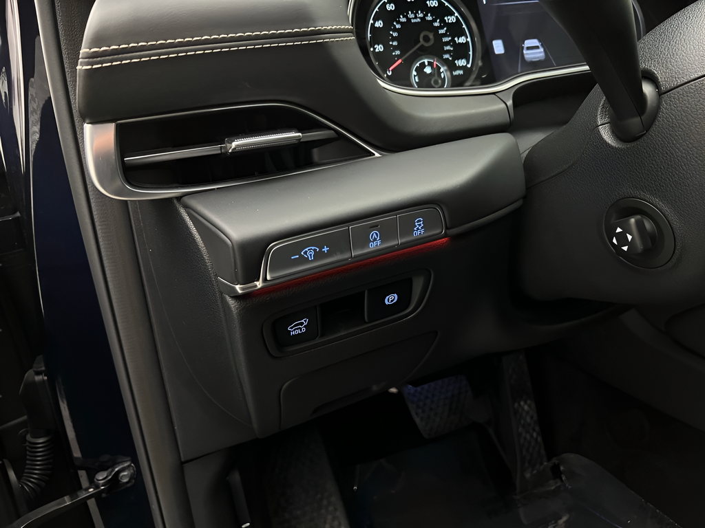 Used 2024 Capri Blue Genesis 2.5T image 24
