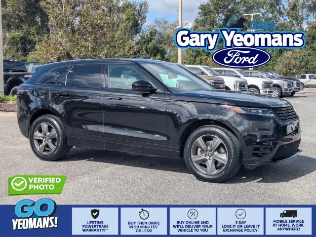 Used 2025 Santorini Black Land Rover Dynamic SE image 1