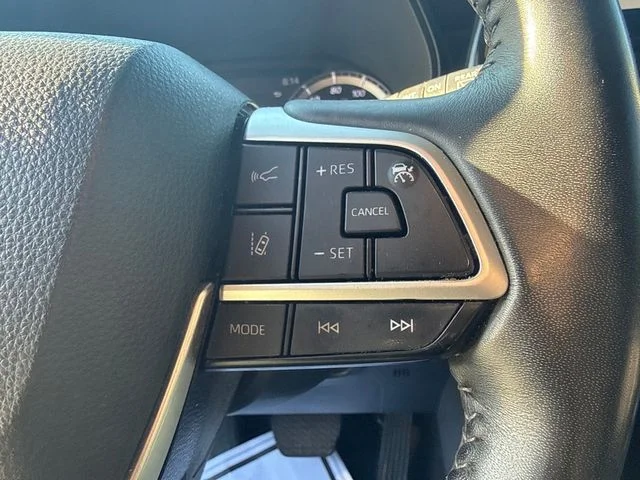 2023 Toyota Highlander LE - Photo 26
