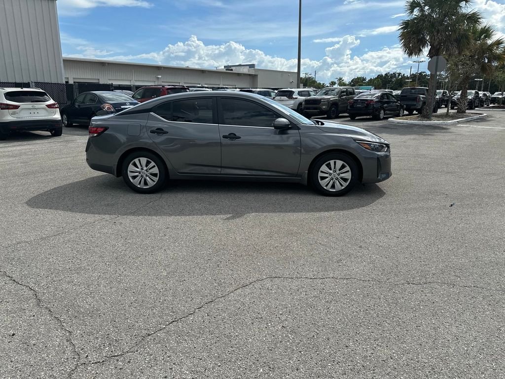 2025 Nissan Sentra S - Photo 2