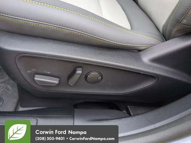 New 2026 White Metallic Ford Badlands image 12