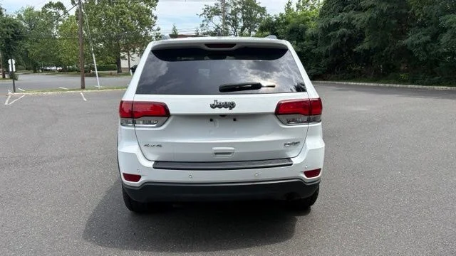 Used 2020 Bright White Clearcoat Jeep Laredo image 6