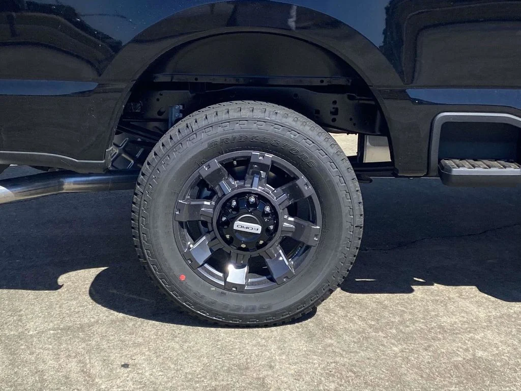New 2026 Agate Black Metallic Ford F-250® XL image 9