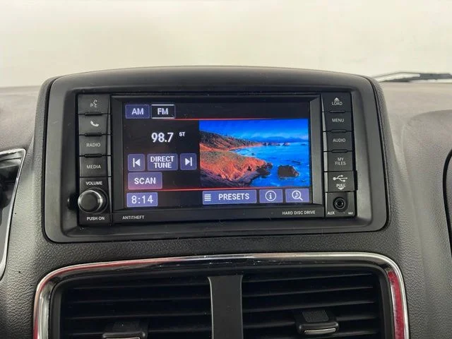 Used 2019 Silver Dodge SE image 22
