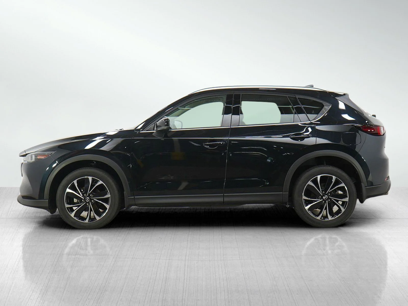 Used 2023 Mazda CX-5 S Premium Plus package with VIN JM3KFBEM9P0277472 for sale in Wayzata, Minnesota