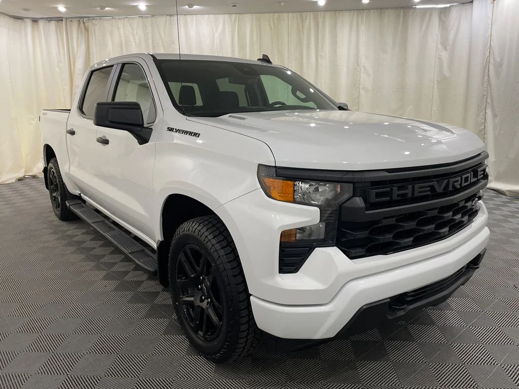 Used 2024 Summit White Chevrolet Custom image 3
