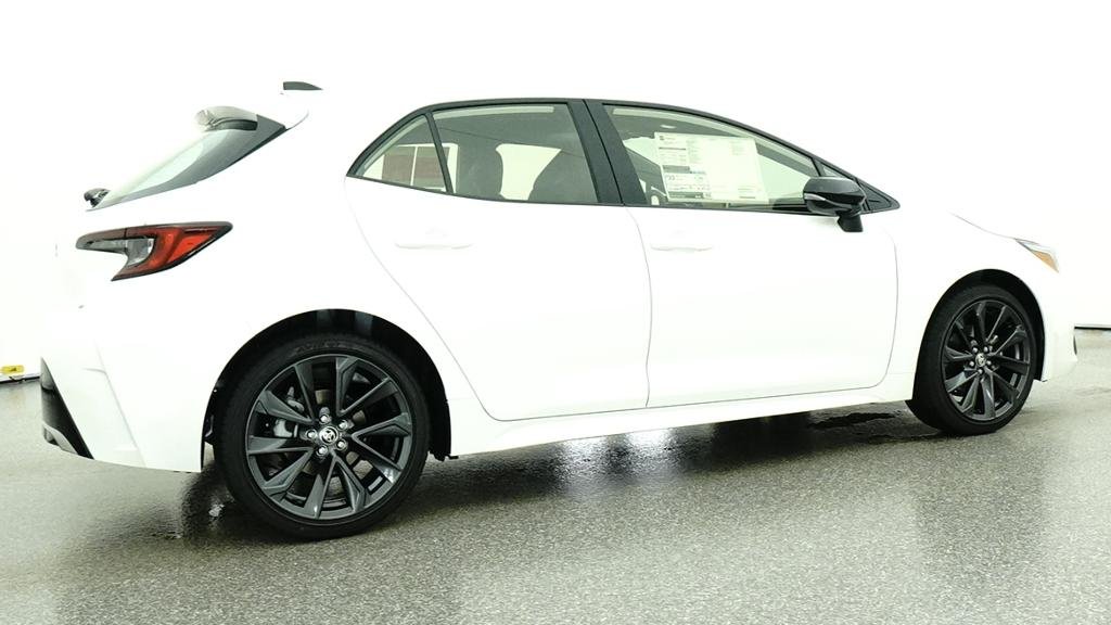 New 2026 Ice Cap Toyota XSE image 15