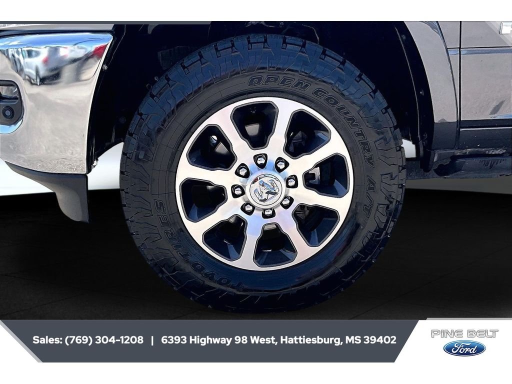 Used 2024 Granite Crystal Metallic Clearcoat Ram Longhorn image 7