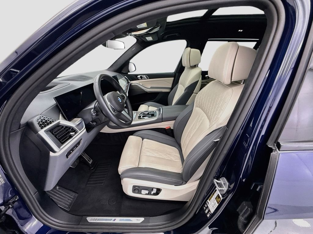 2026 BMW X7 40i - Photo 18