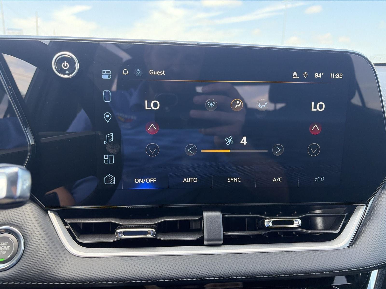 2027 Chevrolet Equinox LT - Photo 25