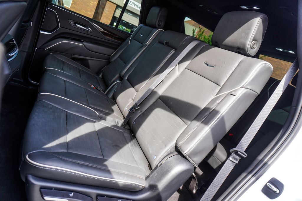 Used 2023 White Cadillac Premium Luxury image 9