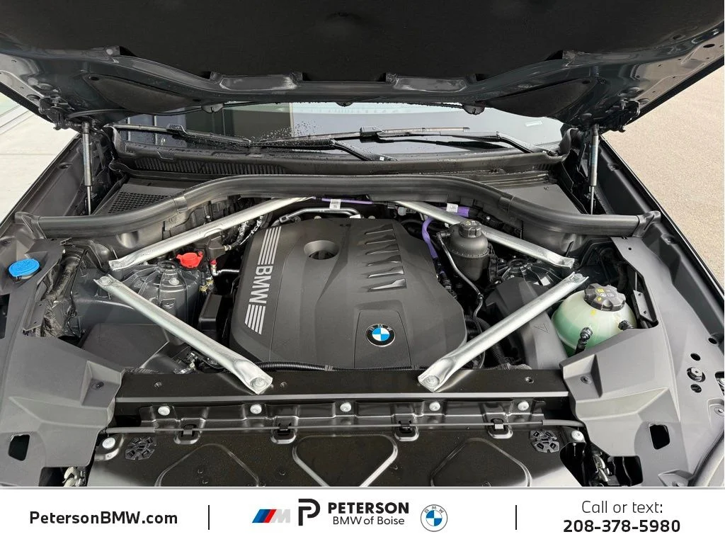 New 2026 Gray BMW xDrive40i image 9
