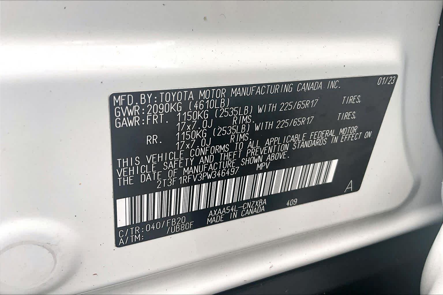 Used 2023 Ice Cap Toyota LE image 33