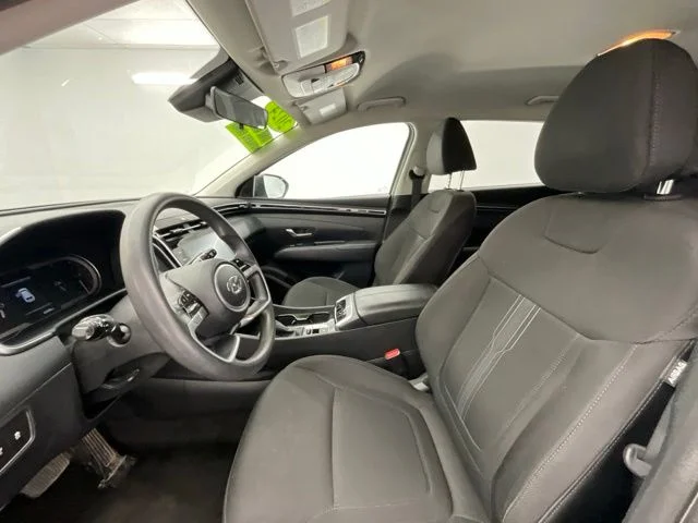 Used 2024 White Hyundai SEL image 14