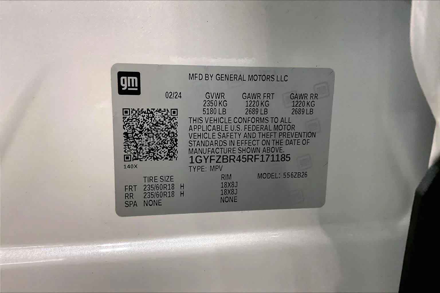 Used 2024 Crystal White Tricoat Cadillac AWD Luxury image 36