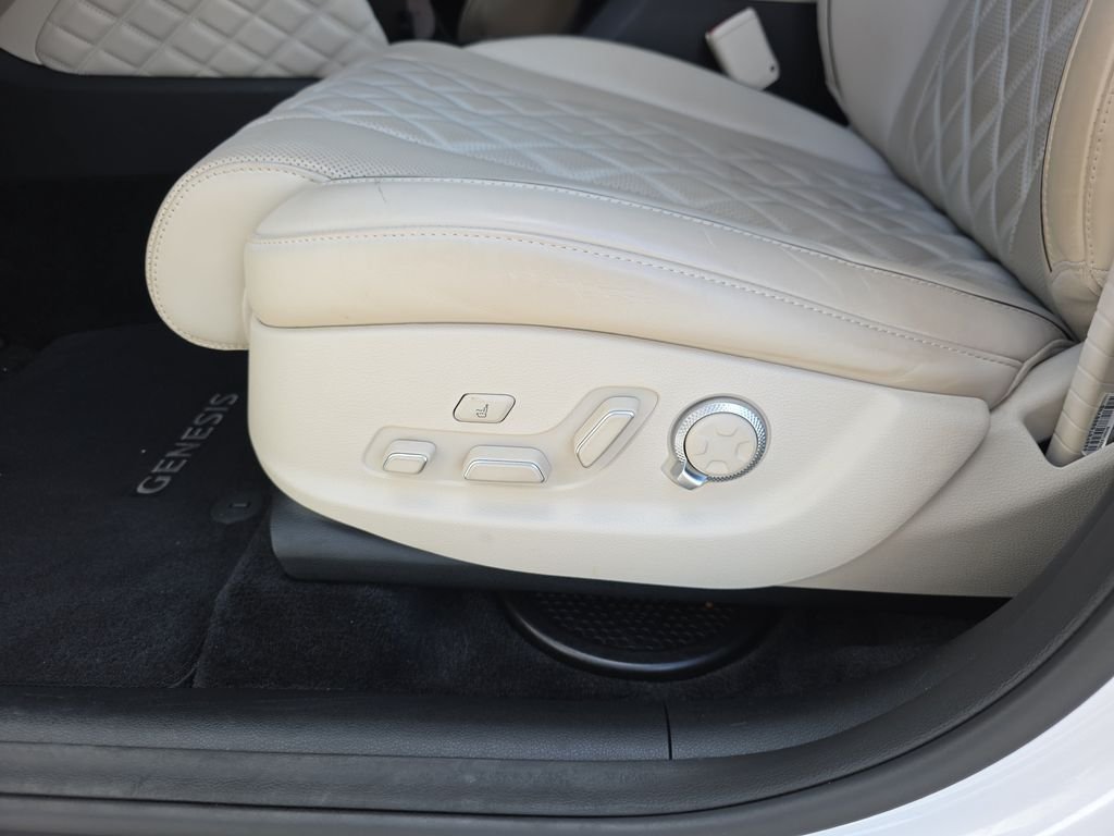 Used 2024 Uyuni White Genesis 3.5T image 12