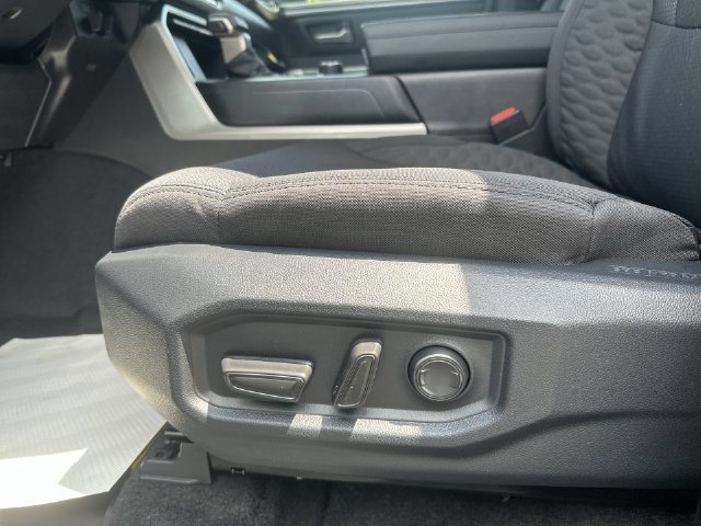2026 Toyota Tundra SR5 - Photo 23