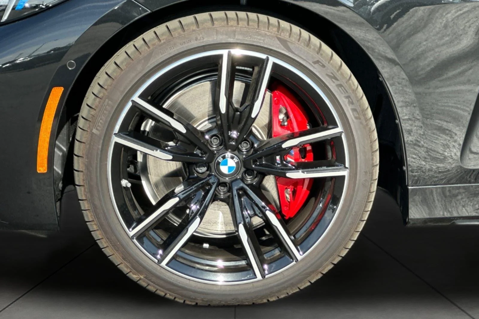 2026 BMW 4 Series M440i - Photo 25